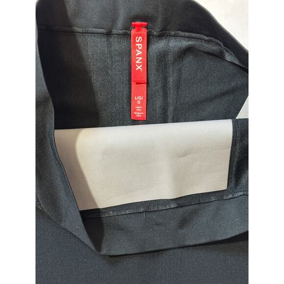 Spanx OnCore Mid-Thigh Shorts Shapewear Sculpting Stretch Very Black Size L - Picture 6 of 8